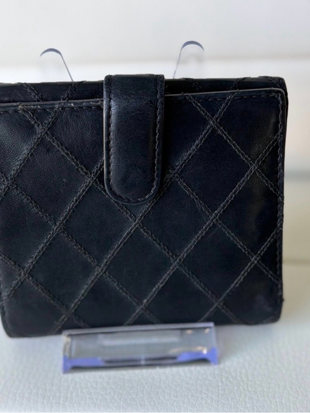 CHANEL Black Leather Bifold Wallet with Serial Sticker - Picture 2 of 4